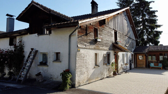 IMG_0003_summer_5_937F9BA4F1DB3D8F03C4B3A4F37A986B